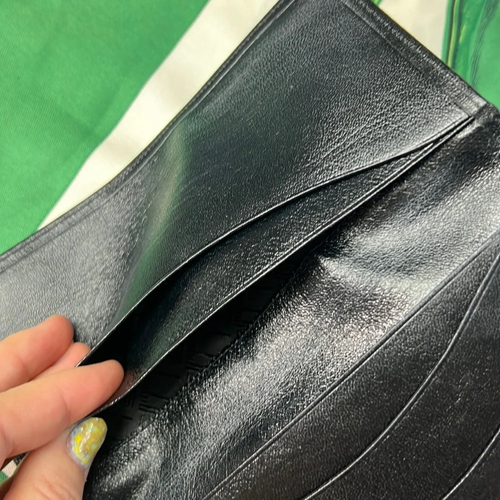 Auth. Dunhill Black Leather Long Bifold Wallet Card Bill holder 4” x 7.5”